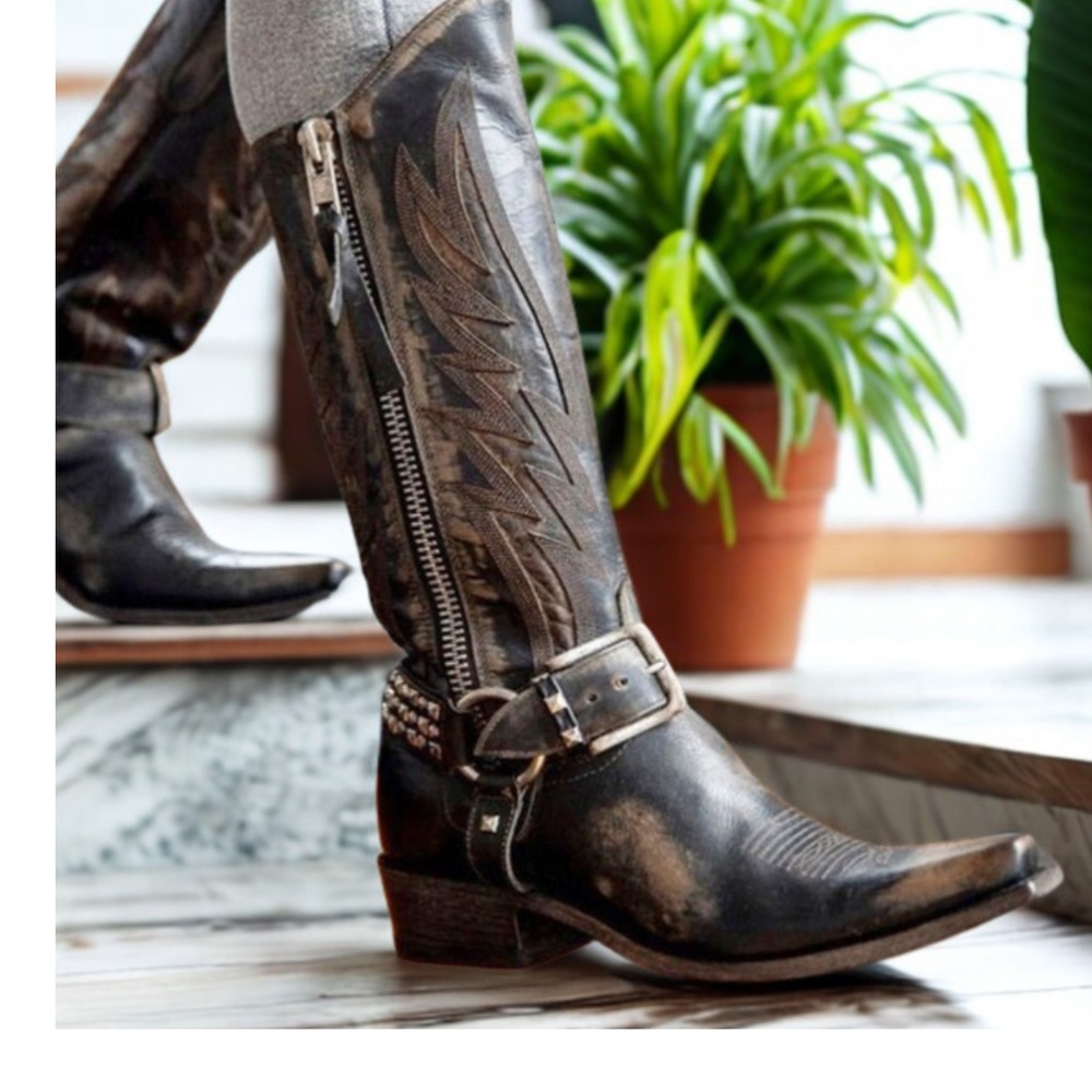 NEW OLD GRINGO Aileen Black & Brown Leather Studded Harness Western Boots 9.5 10